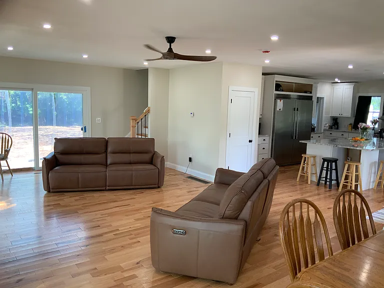 196 Castle Rd #1 — Photo 3