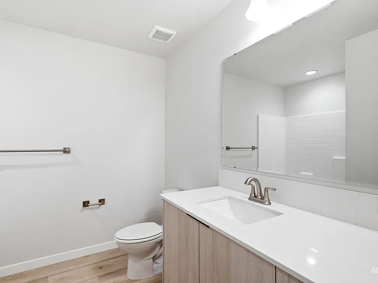 10770 Rutland St — Photo 19