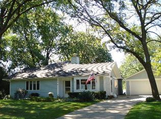 5810 S Bodin St, Hinsdale, IL