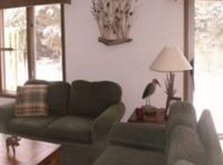 145 Woodstone Dr #1, Waterford, MI 48327