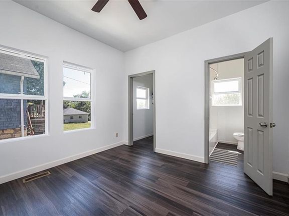 5th image of 1117 Olive St