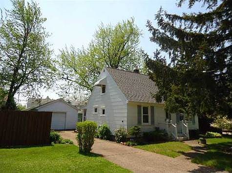 2nd image of 199 Woodland Dr