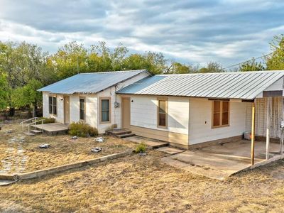 207 N 4th St, Harper, TX, 78631