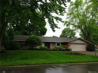 5385 Royalwood Dr, Dayton, OH 45429