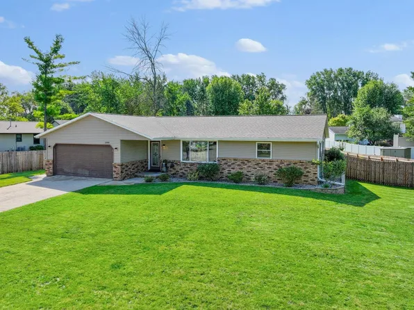 2300 Ocean Winds St, Green Bay, WI 54303