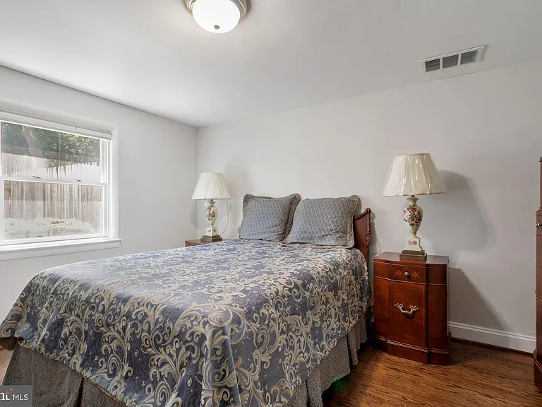 9504 Wadsworth Dr — Photo 37