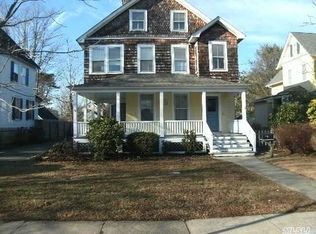 78 S Carll Ave, Babylon, NY 11702