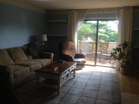 2nd image of 9 Gardiner Ct