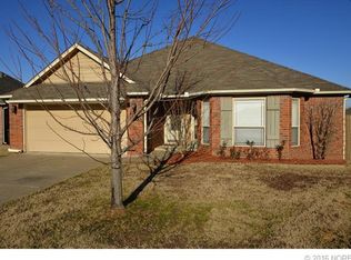 21647 E 39th Pl S, Broken Arrow, OK 74014