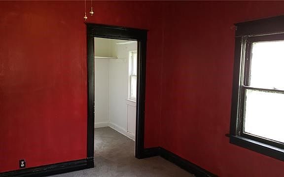 3rd image of 112 S Arlington Ave