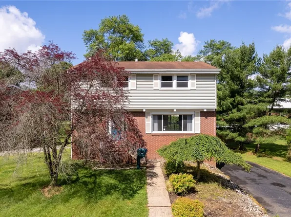 375 Lime Oak Dr, Pittsburgh, PA 15235