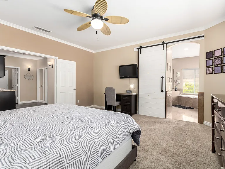 1126 N Melody Cir — Photo 11
