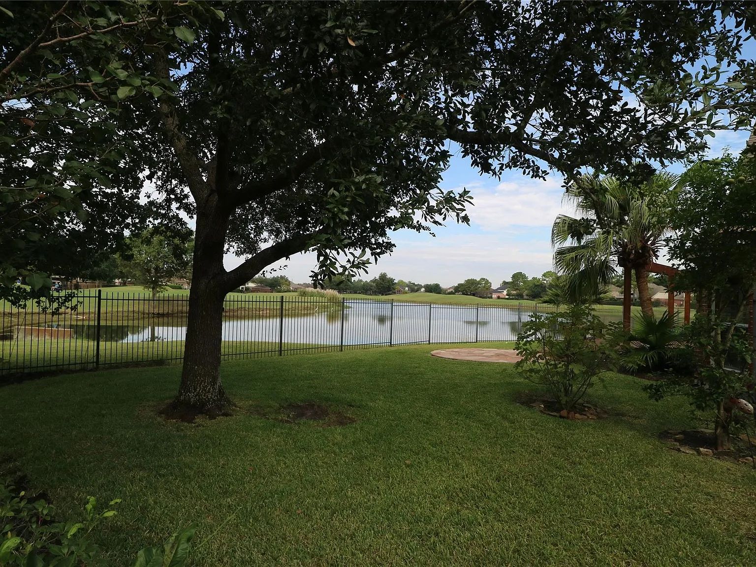 4 bed, 2.5 bath, 3507 sqft, $3,450 — Photo 3