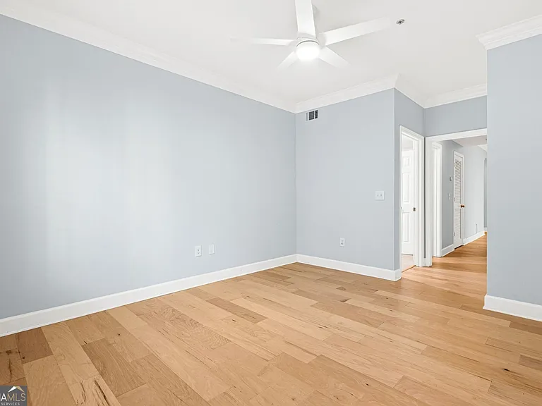 3777 Peachtree Rd #1402 — Photo 17