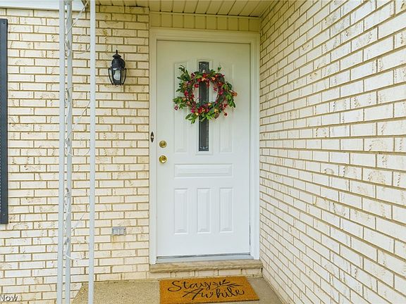 5th image of 7891 Autumnwood St NW