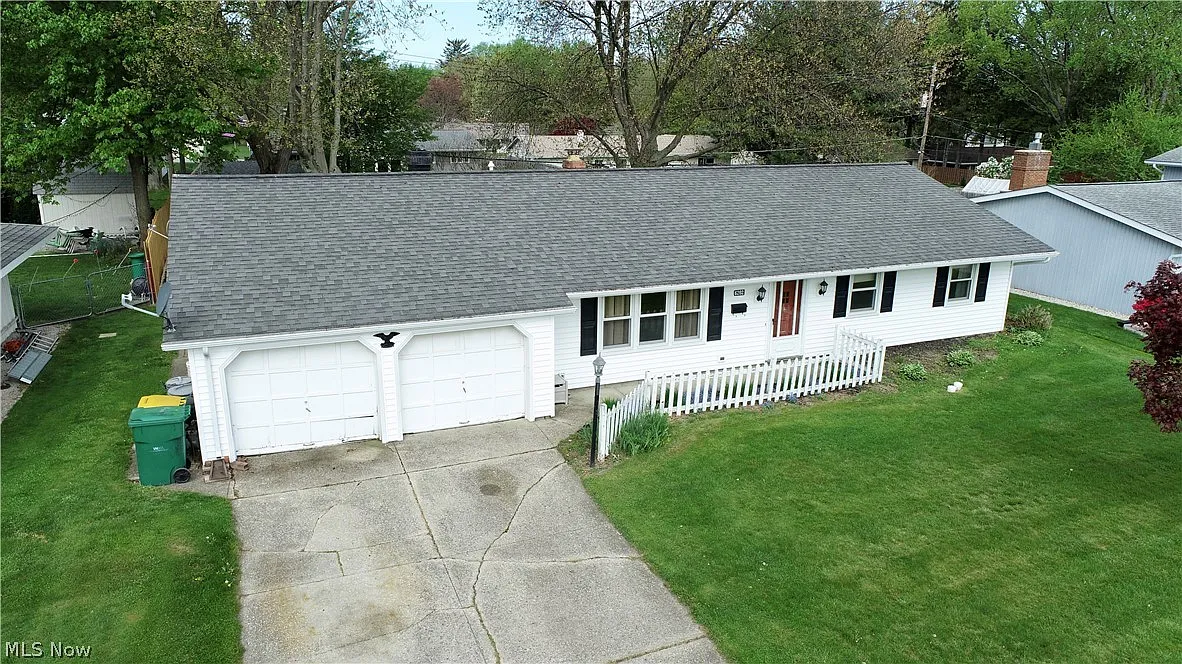 6202 Firwood Rd photo 1