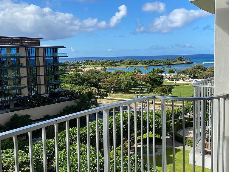 1350 Ala Moana Blvd #1012 — Photo 2