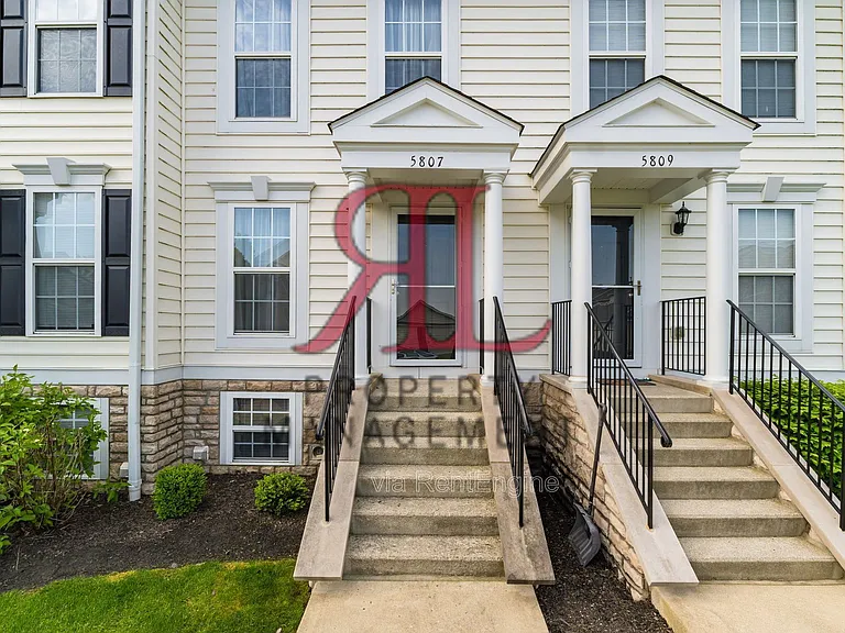 5807 Bridgehampton Dr — Photo 2