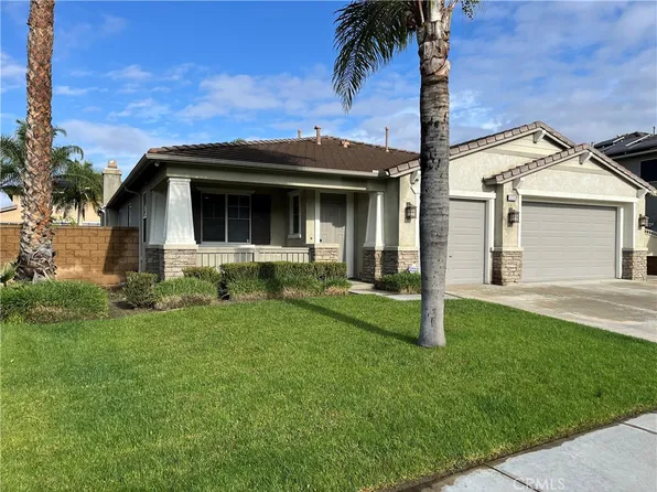 14354 Wolfhound St, Corona, CA 92880