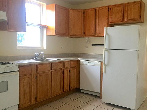 4th image of 1811 N Sawyer Ave