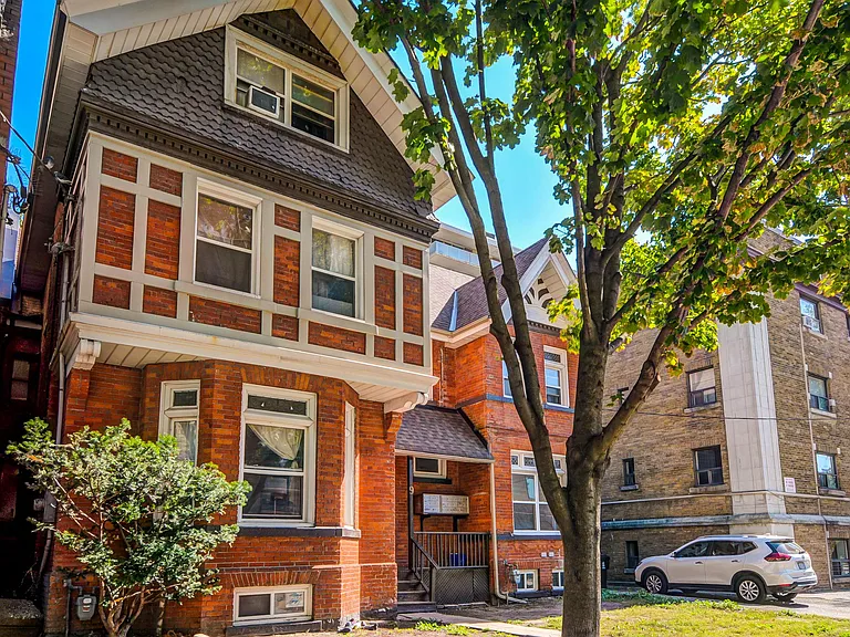 9 Homewood Ave #7 — Photo 5