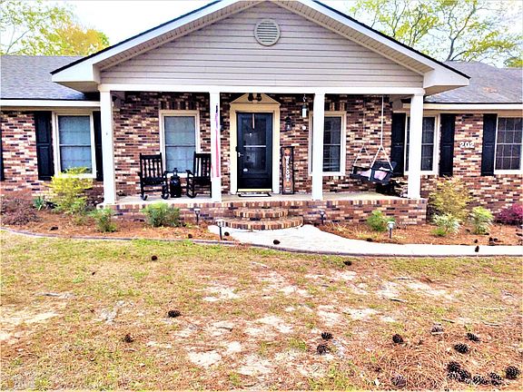 2nd image of 202 Shuman Dr