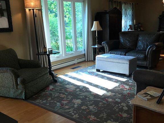 3rd image of 1604 White Blvd