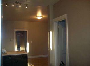 3718 S Indiana Ave, Chicago, IL 60653