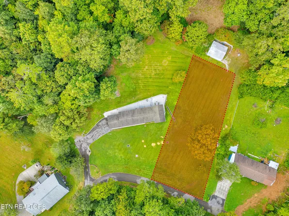 Oconee Ln, Knoxville, TN 37920