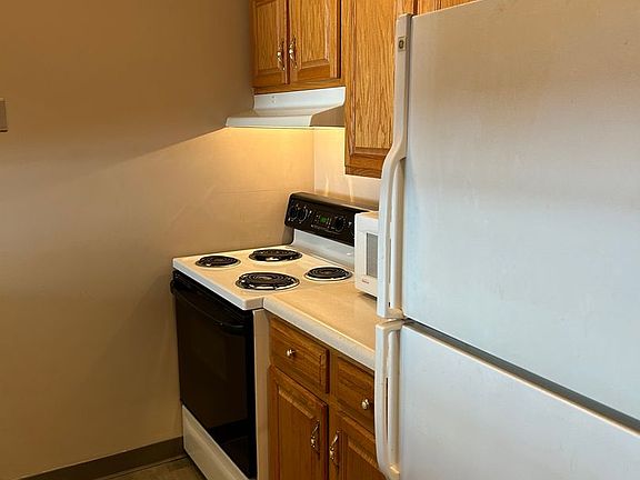 3rd image of 3310 N 93rd Ave APT 105