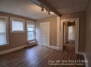 422 W 10th St #3, Erie, PA 16502