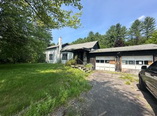 940 Peasleeville Rd, Schuyler Falls, NY 12985