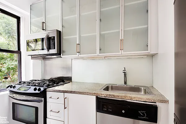 Rented by Brown Harris Stevens | media 2