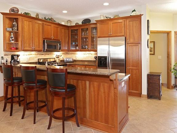 3rd image of 191 Stonebridge Ct