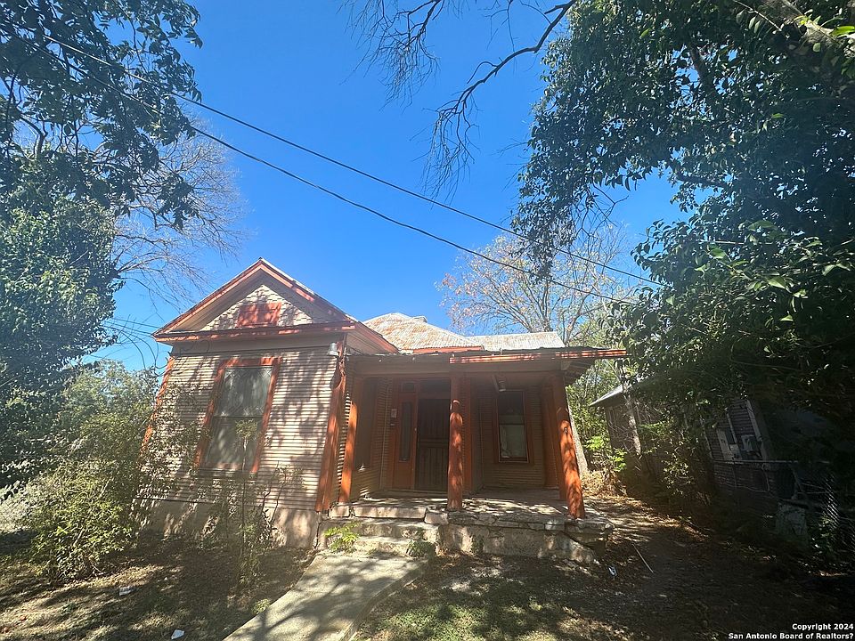 1st image of 2119 W Travis St