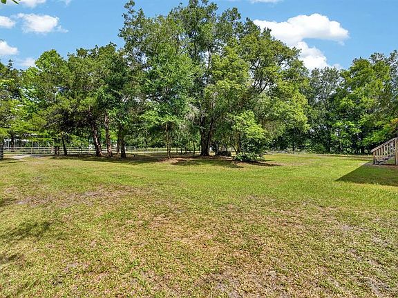3rd image of 109 Bimini Ln