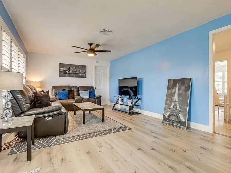 4295 Crestdale St — Photo 7