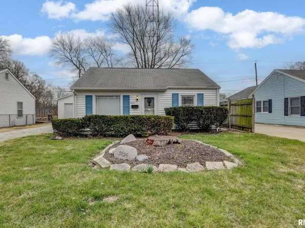 3026 S 3rd St, Southern View, IL 62703