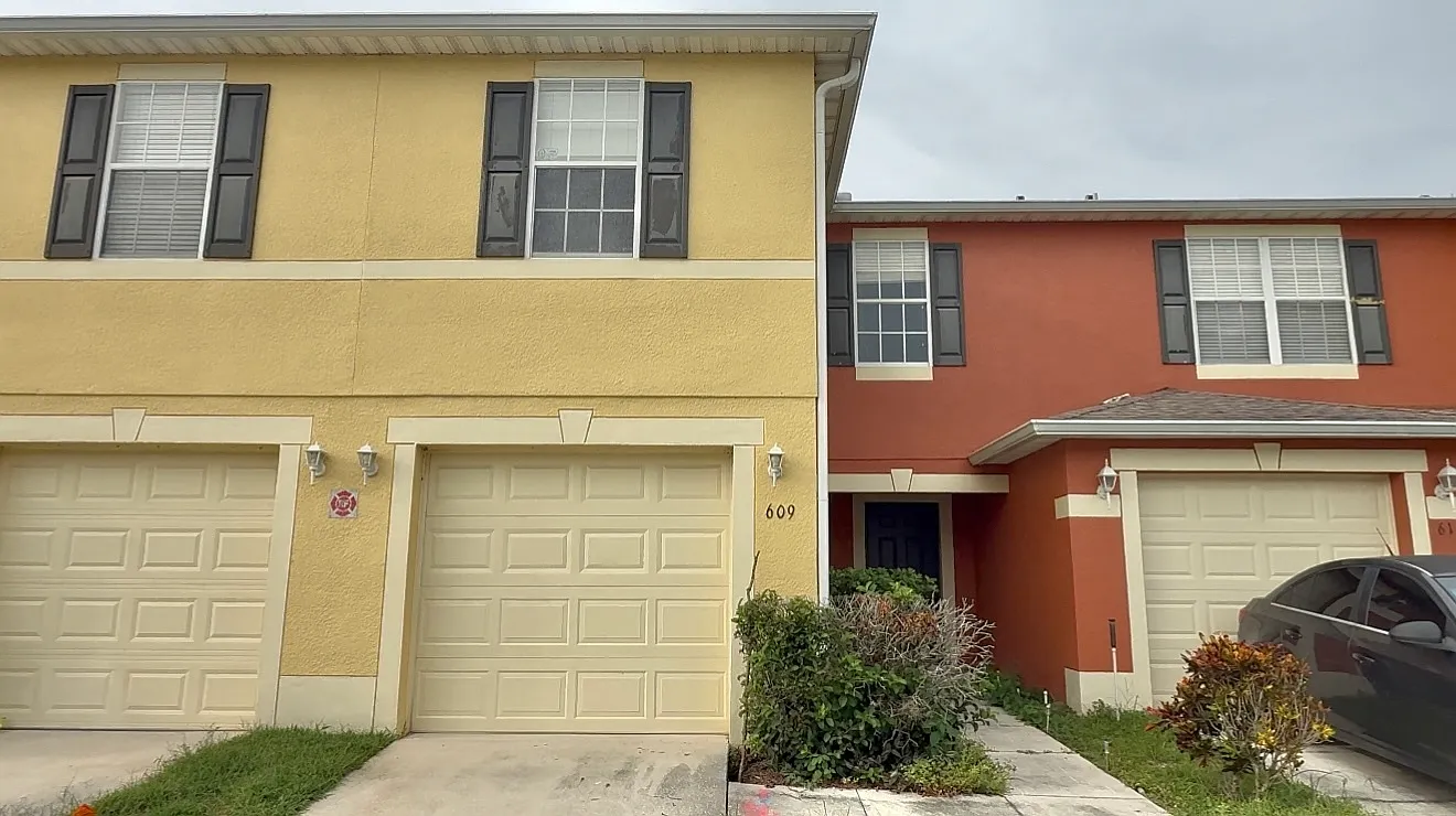 609 Cresting Oak Circle - 1 — Photo 1