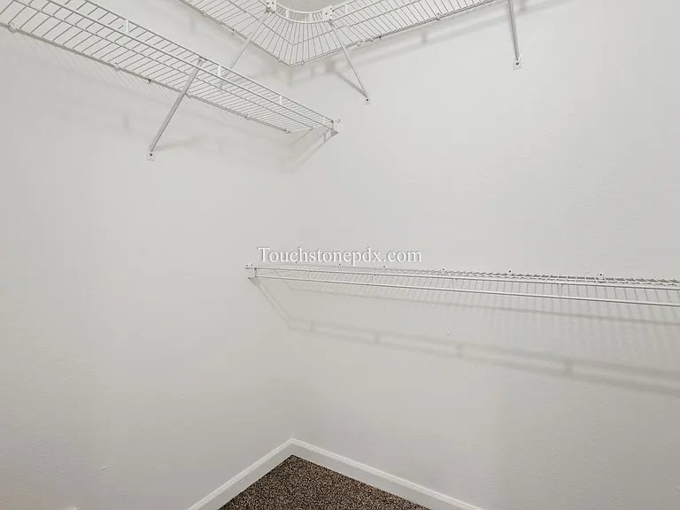 20160 Quinalt Dr — Photo 20