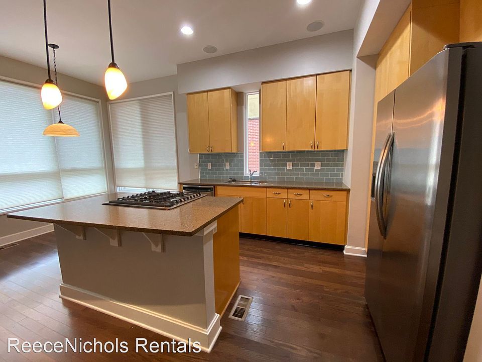 1st image of 4528 Mill St #403