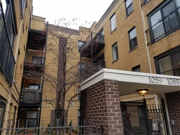 1059 W Foster Ave #1C, Chicago, IL 60640