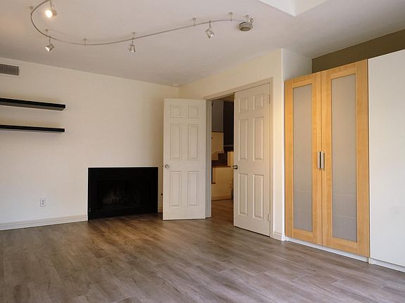 3rd image of 4 Fig St