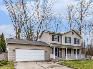 1753 Ruby Ave, Rochester Hills, MI 48309