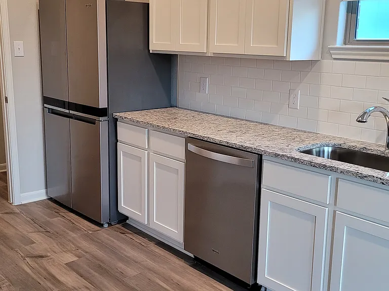 313 Zimmet Dr — Photo 11