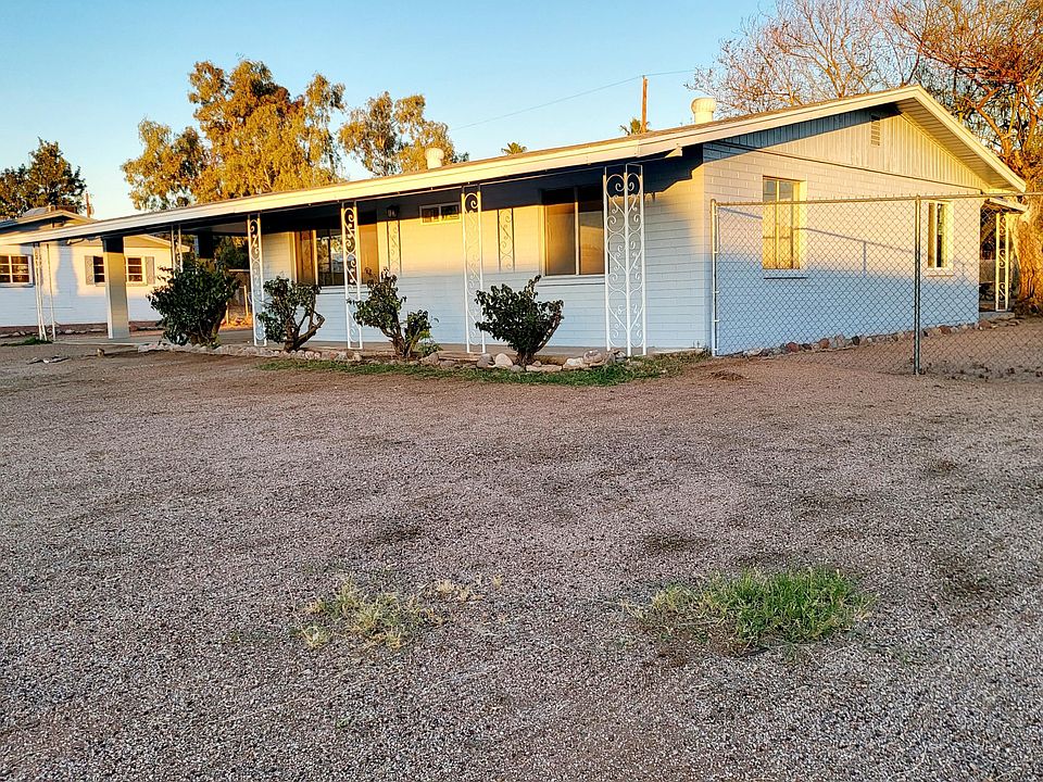 1st image of 219 S SAGUARO Drive