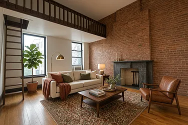 28 West 125th Street, #4A