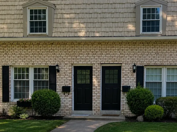 6 Corey Colonial, Agawam, MA 01001