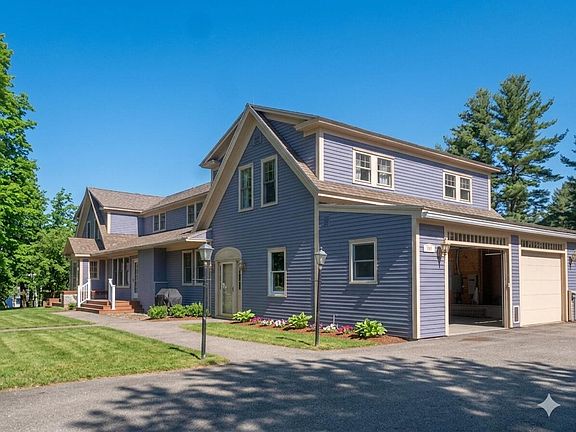 3rd image of 109 Sahagian Road