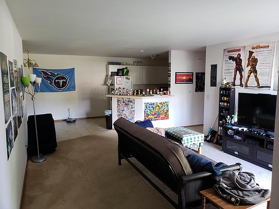 2nd image of 229 Ann Dr APT 3